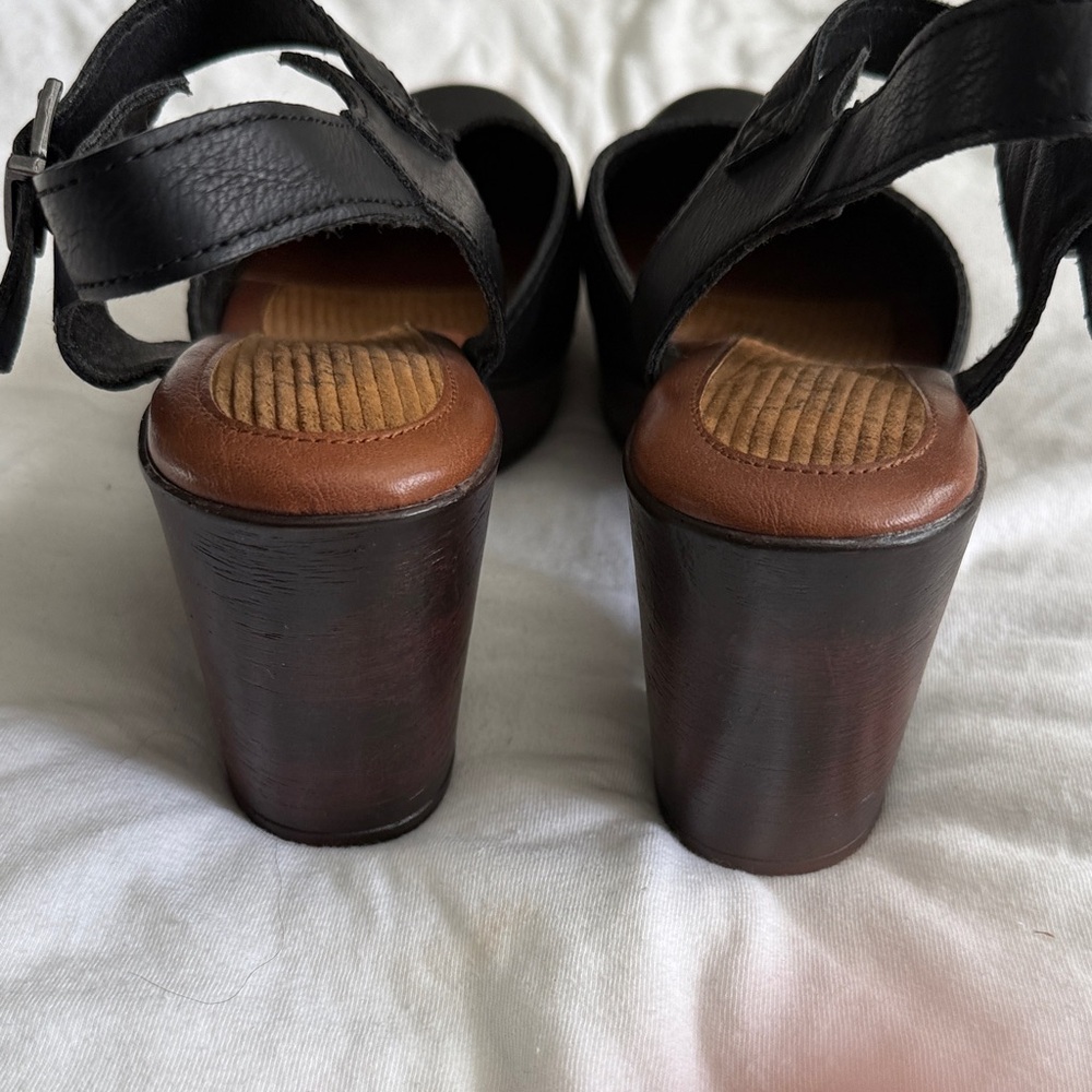 Black bøc Clogs - Picture 4 of 9